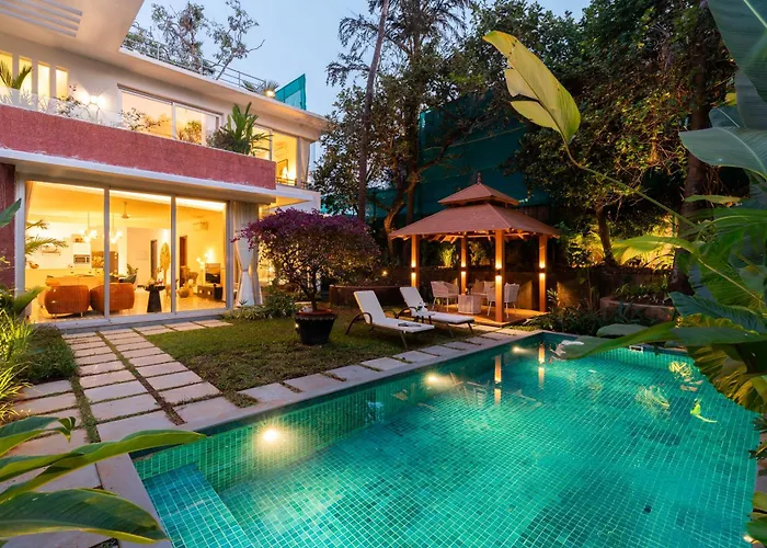 La Dora -3Bhk Contemporary Villas With Pvt Pool, 5 Mins Walk To Vagator Beach-Caretaker & Garden